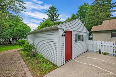 604 Rome Avenue Rockford IL 61107