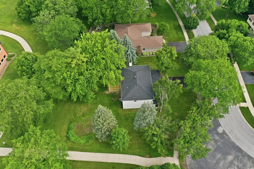 421 Russet Avenue Naperville IL 60565