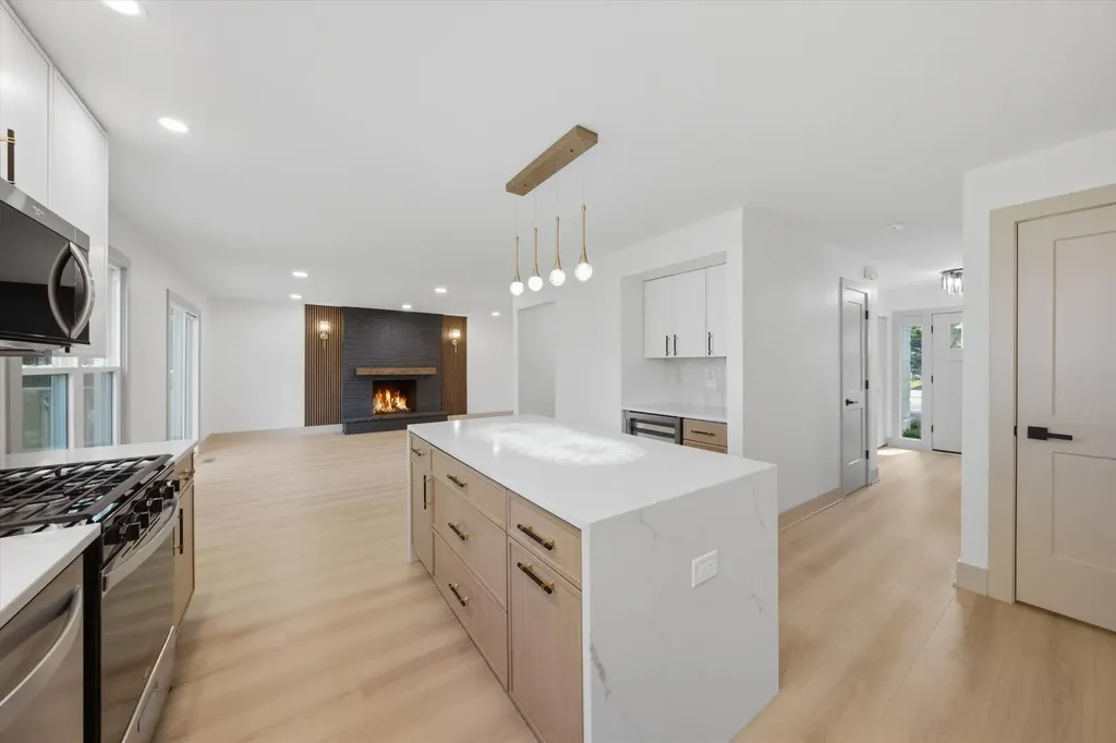 421 Russet Avenue Naperville IL 60565