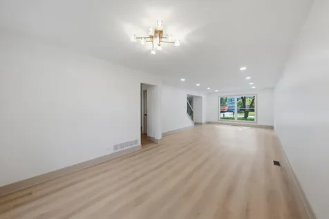 421 Russet Avenue Naperville IL 60565