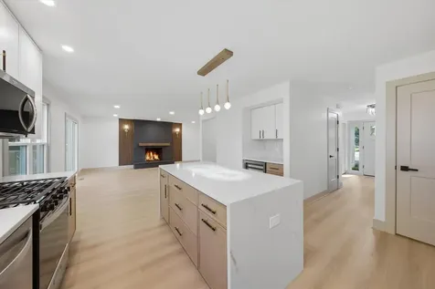 421 Russet Avenue Naperville IL 60565
