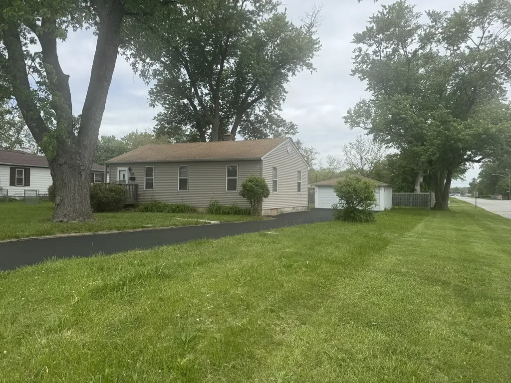 3602 Arthur Terrace Markham IL 60428