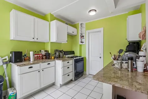 1755 East 55th Street Chicago IL 60615