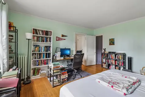 1755 East 55th Street Chicago IL 60615