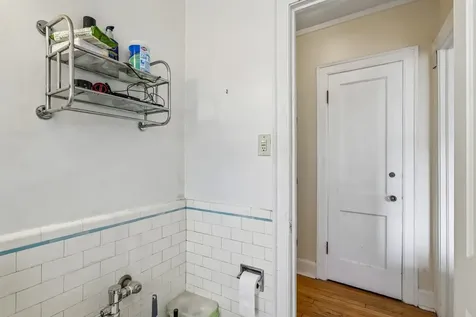 1755 East 55th Street Chicago IL 60615