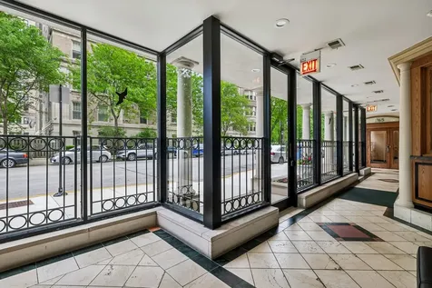 1755 East 55th Street Chicago IL 60615