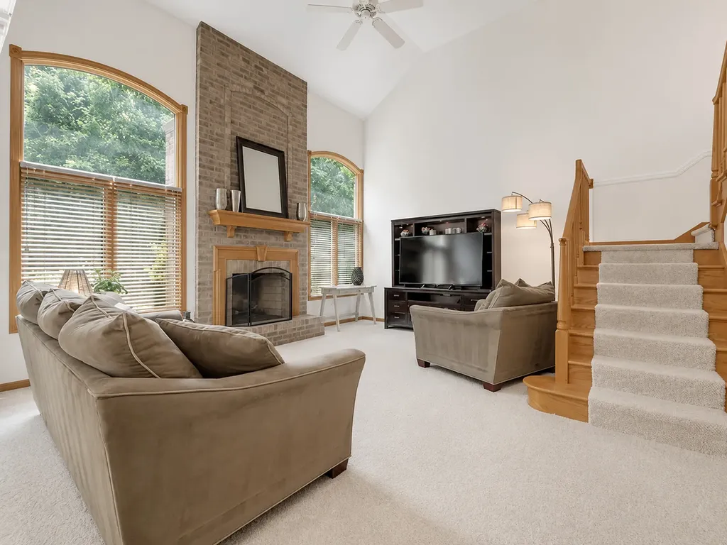 2255 Durand Drive Downers Grove IL 60515