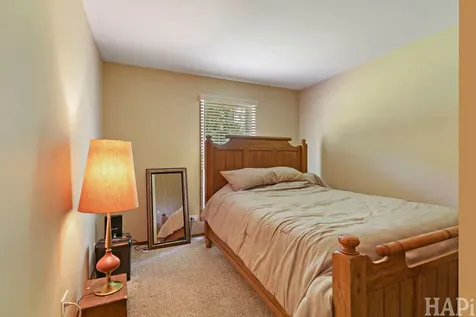 320 North Thornwood Drive Mchenry IL 60050