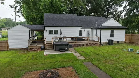 14045 State Highway 34 Highway Benton IL 62812