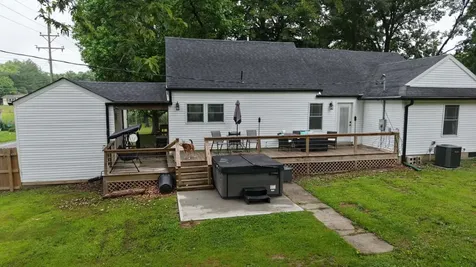 14045 State Highway 34 Highway Benton IL 62812