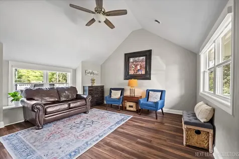 706 South Batavia Avenue Geneva IL 60134