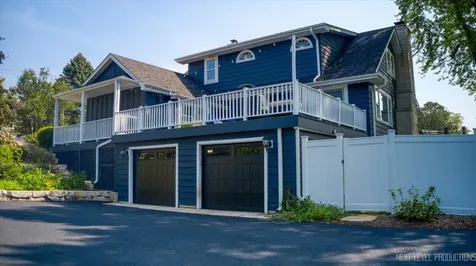 706 South Batavia Avenue Geneva IL 60134