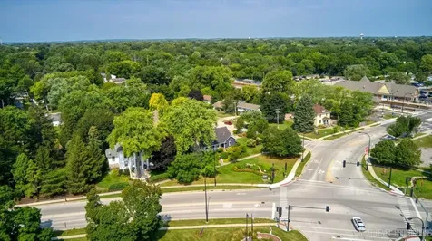 706 South Batavia Avenue Geneva IL 60134