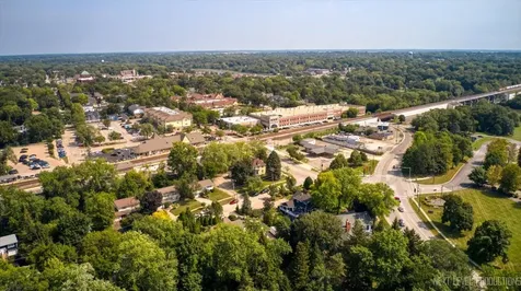 706 South Batavia Avenue Geneva IL 60134