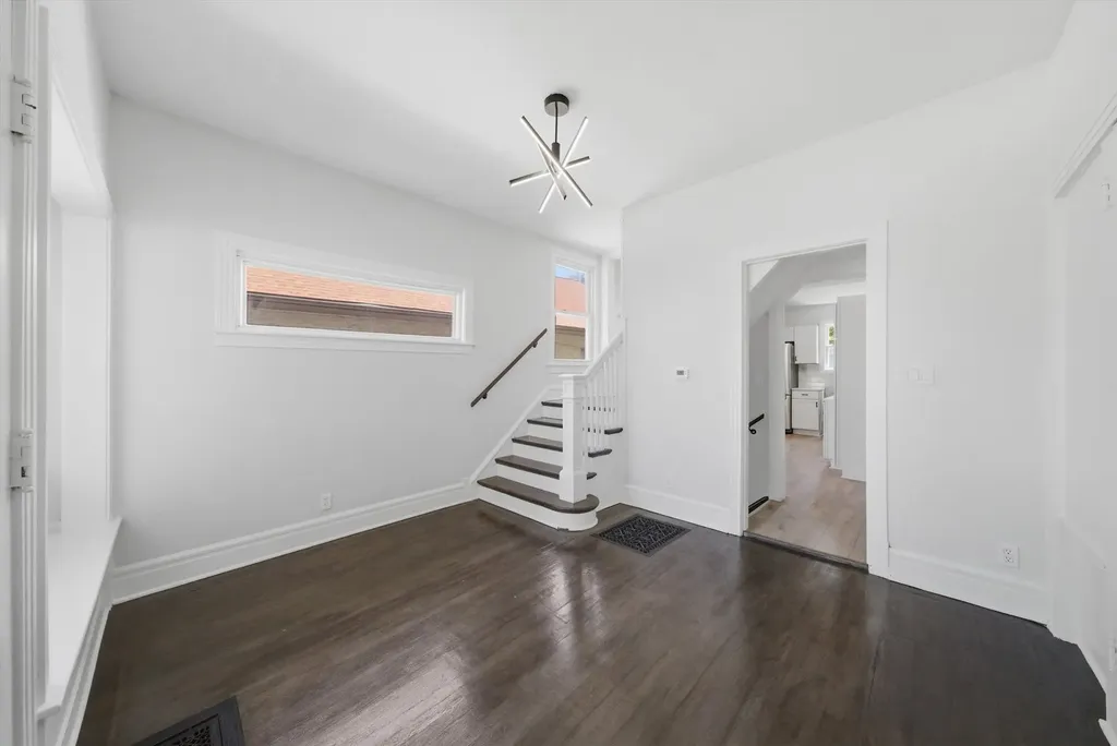 5943 West Huron Street Chicago IL 60644