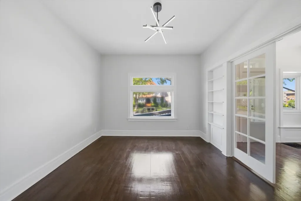 5943 West Huron Street Chicago IL 60644