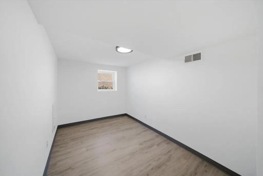 5943 West Huron Street Chicago IL 60644