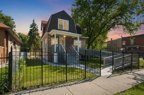 5943 West Huron Street Chicago IL 60644