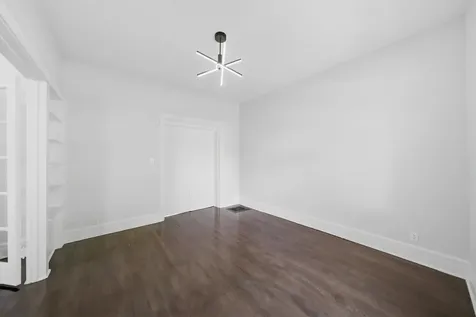 5943 West Huron Street Chicago IL 60644