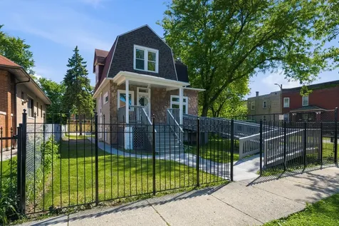 5943 West Huron Street Chicago IL 60644