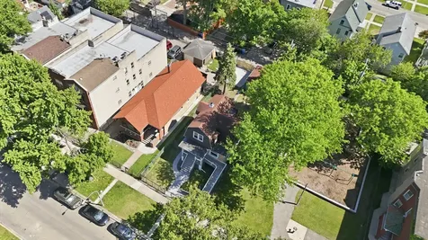 5943 West Huron Street Chicago IL 60644