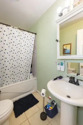 382 Keith Avenue Crystal Lake IL 60014