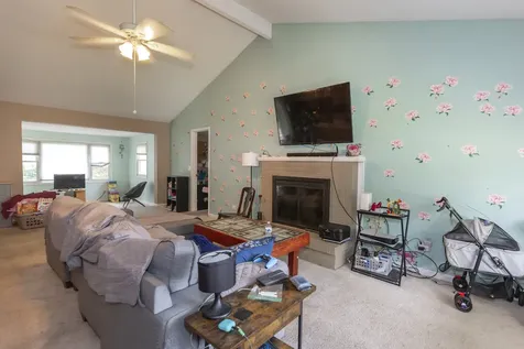 382 Keith Avenue Crystal Lake IL 60014