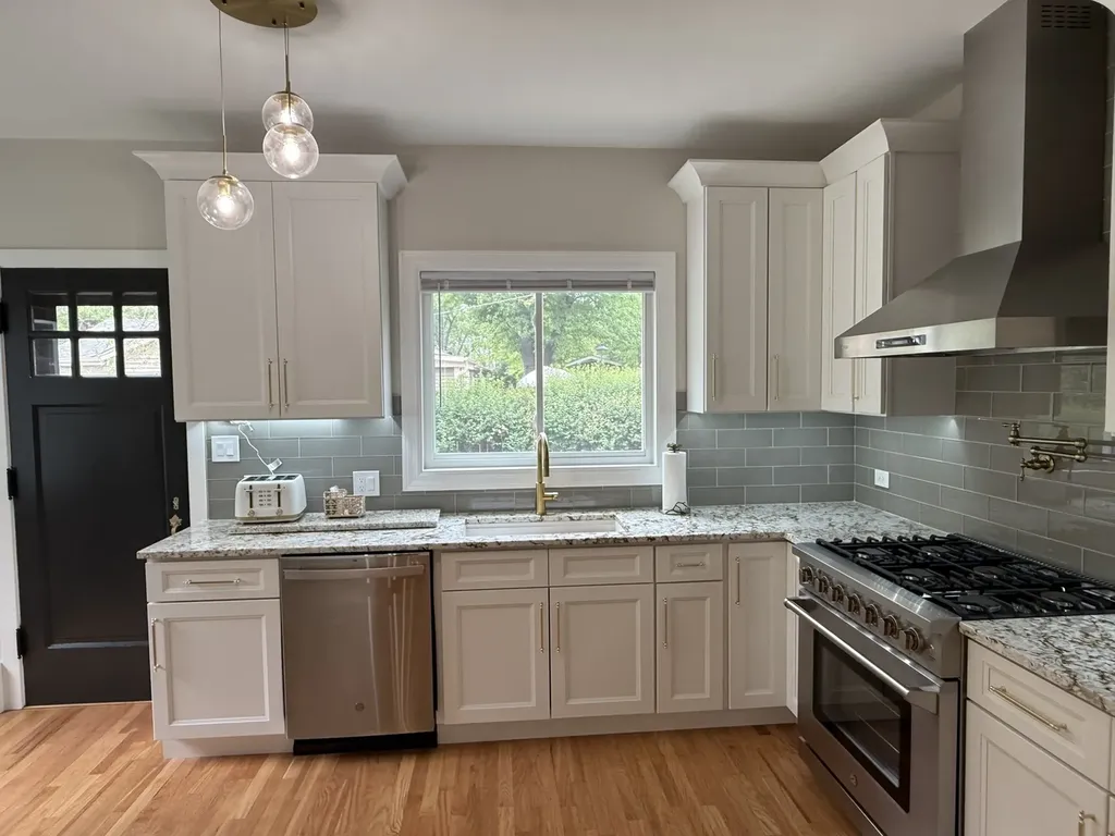 423 Winsor Drive Antioch IL 60002