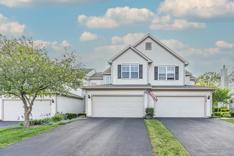 517 Heritage Court St. Charles IL 60175