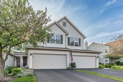 517 Heritage Court St. Charles IL 60175