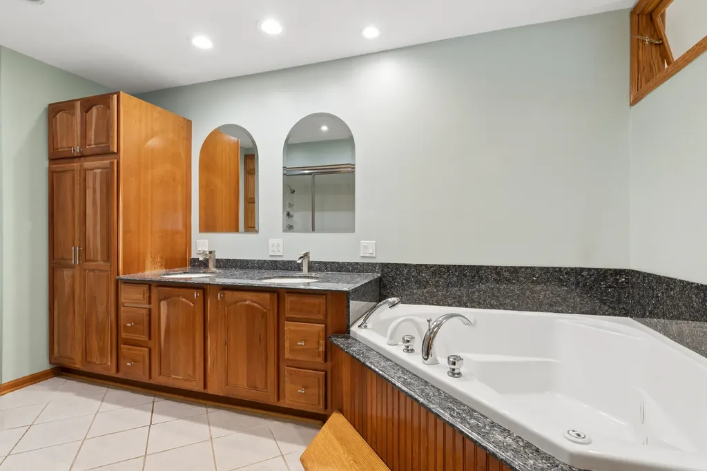 1016 Rene Court Park Ridge IL 60068