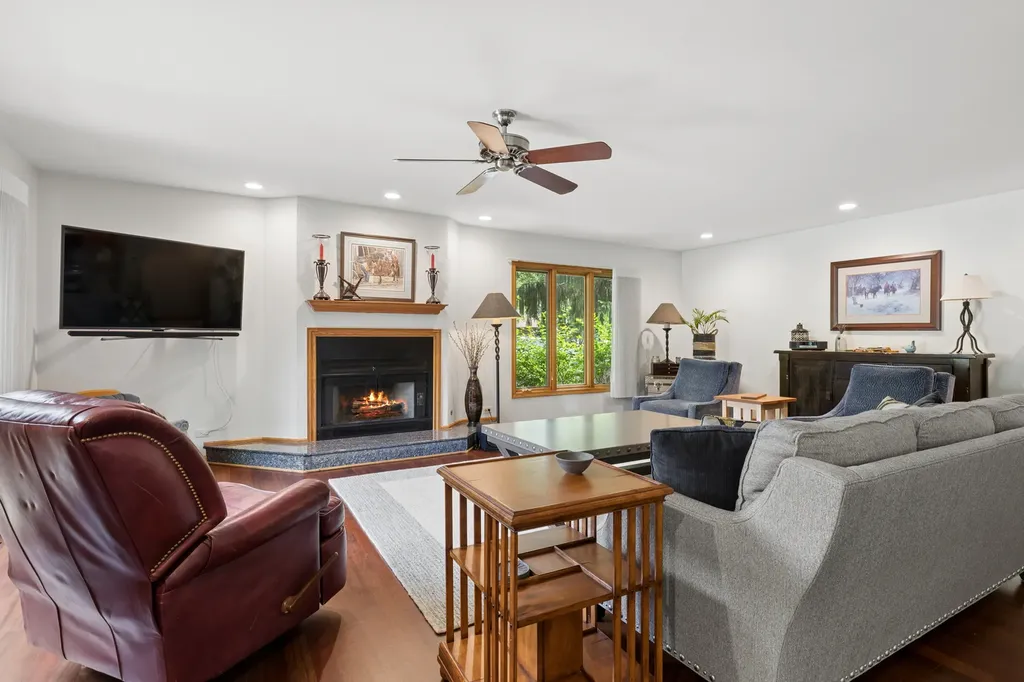 1016 Rene Court Park Ridge IL 60068