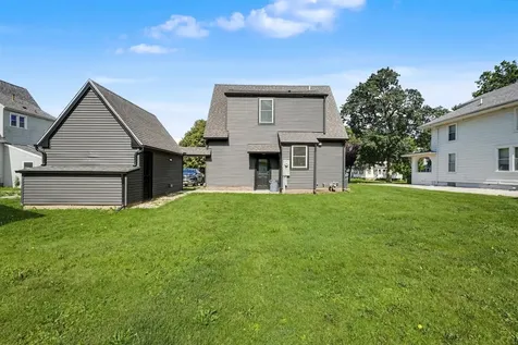 310 North Melvin Street Gibson City IL 60936