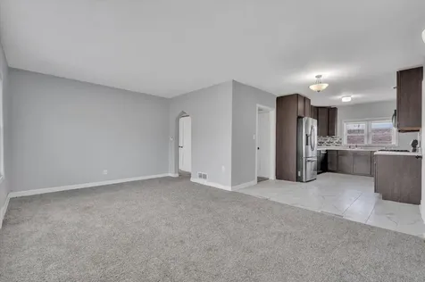 3313 Avenue Of The Cities Moline IL 51265