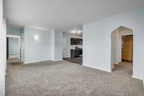 3313 Avenue Of The Cities Moline IL 51265