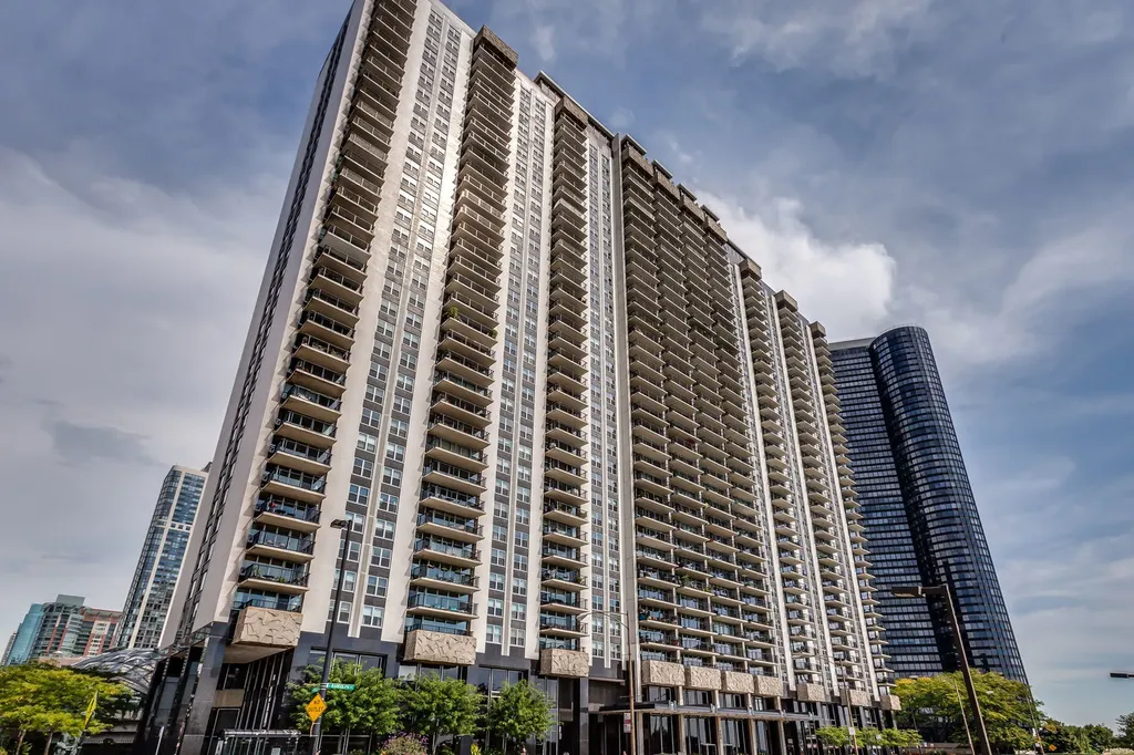 400 East Randolph Street Chicago IL 60601