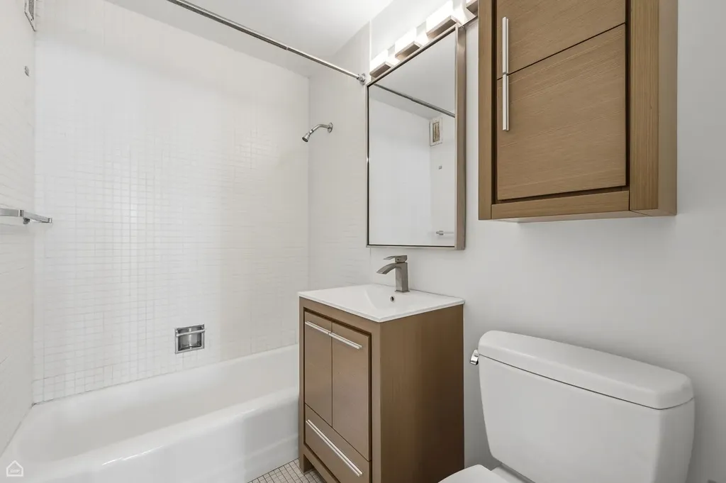 400 East Randolph Street Chicago IL 60601