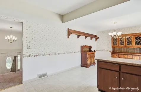 2208 Algonquin Road Fox River Grove IL 60021
