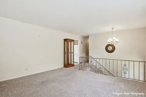 2208 Algonquin Road Fox River Grove IL 60021