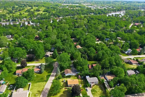 2208 Algonquin Road Fox River Grove IL 60021