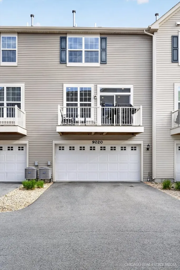 9020 Dolby Street Huntley IL 60142