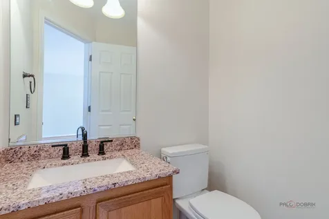 421 Rosewood Crossing Lindenhurst IL 60046