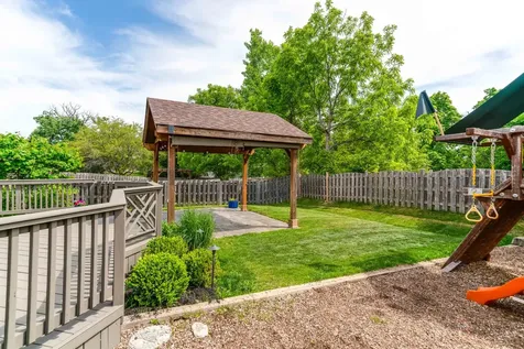421 Rosewood Crossing Lindenhurst IL 60046