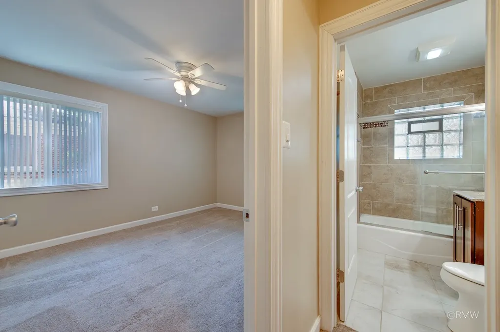 32 North Main Street Glen Ellyn IL 60137