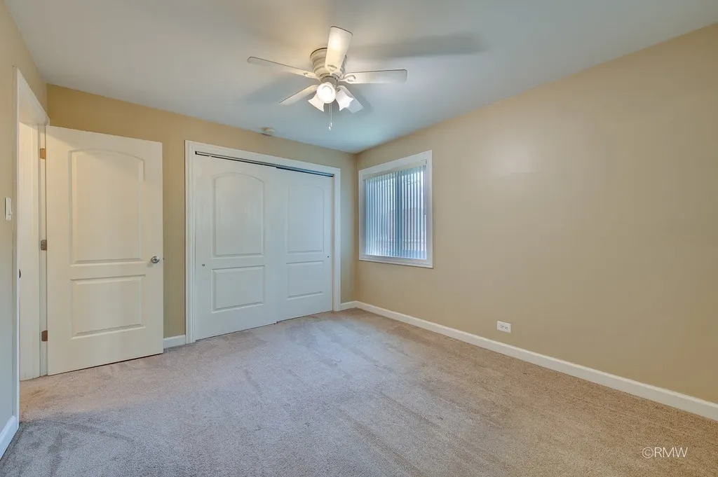 32 North Main Street Glen Ellyn IL 60137