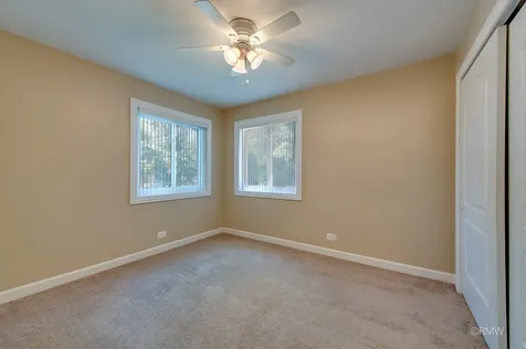 32 North Main Street Glen Ellyn IL 60137