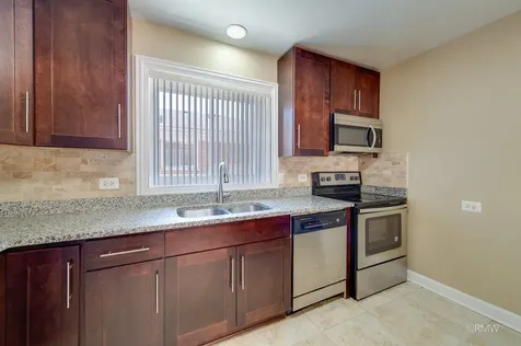 32 North Main Street Glen Ellyn IL 60137