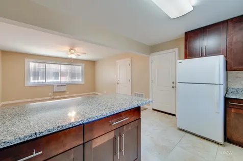32 North Main Street Glen Ellyn IL 60137