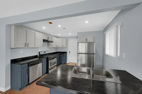 14220 Marshfield Avenue Dixmoor IL 60426