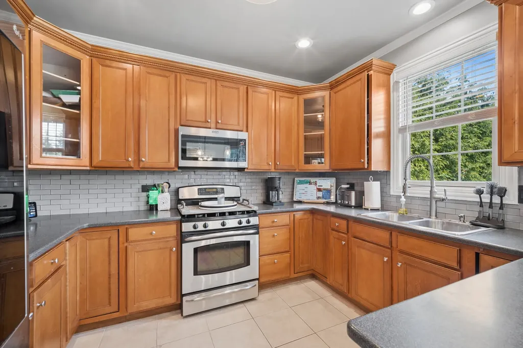 5235 Greenshire Circle Lake In The Hills IL 60156